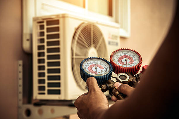 Professional Hvac Installation technician working in Belcamp, MD